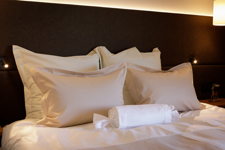 Постельное белье семейное Von der Thannen Twist white&beige