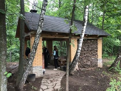 Подготовка детского праздника в «Романовском Парке»