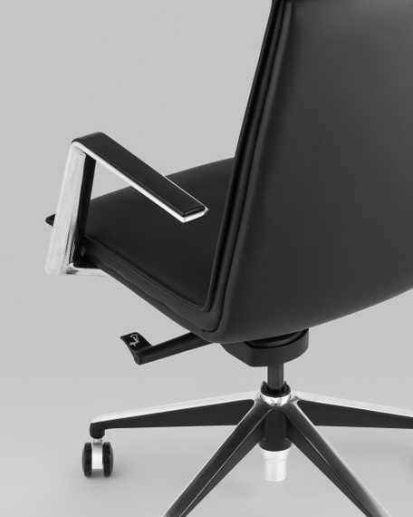 Компьютерное кресло офисное TopChairs Arrow черный