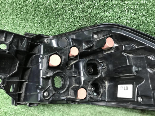 Фонарь левый внешний Toyota RAV4 5 XA50 (18-нв)