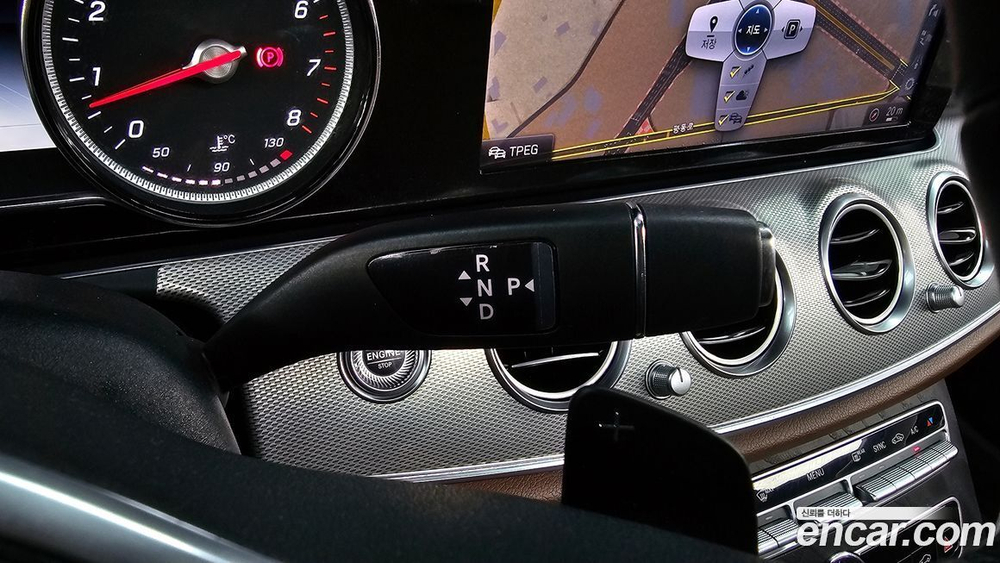 Mercedes-Benz E-Class W213 E250 Avangarde (05.2020)