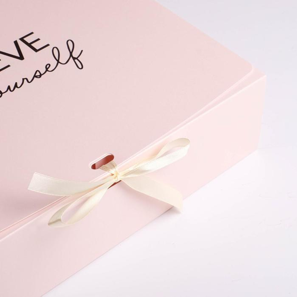 Коробка складная подарочная «Поздравляю», 31 х 24.5 х 9 см, БЕЗ ЛЕНТЫ