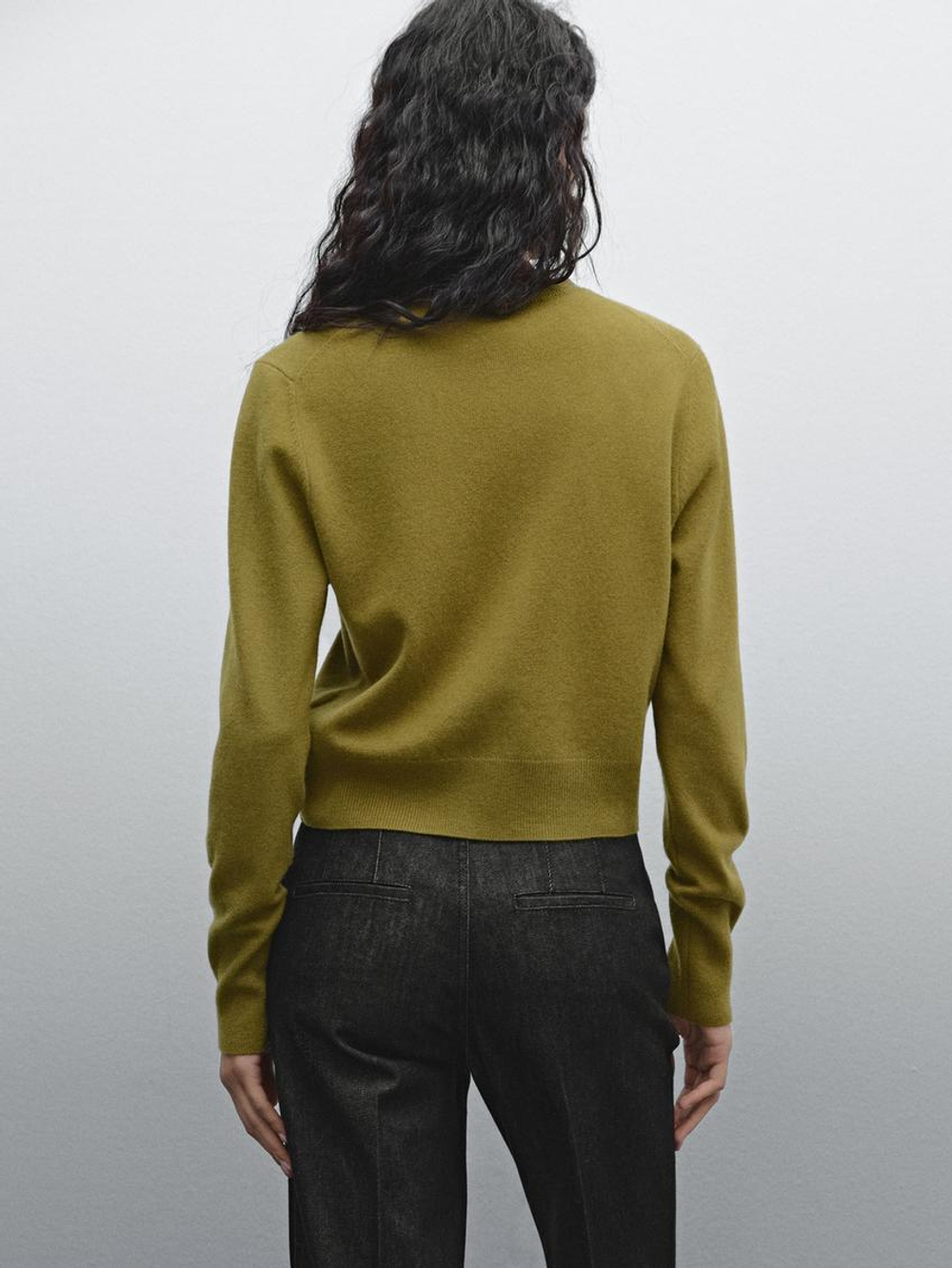 Massimo Dutti Короткий кардиган с обтяжными пуговицами, оливковый