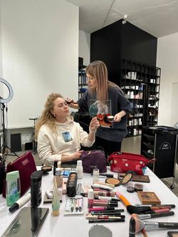 Индивидуальное занятие по гриму/макияжу