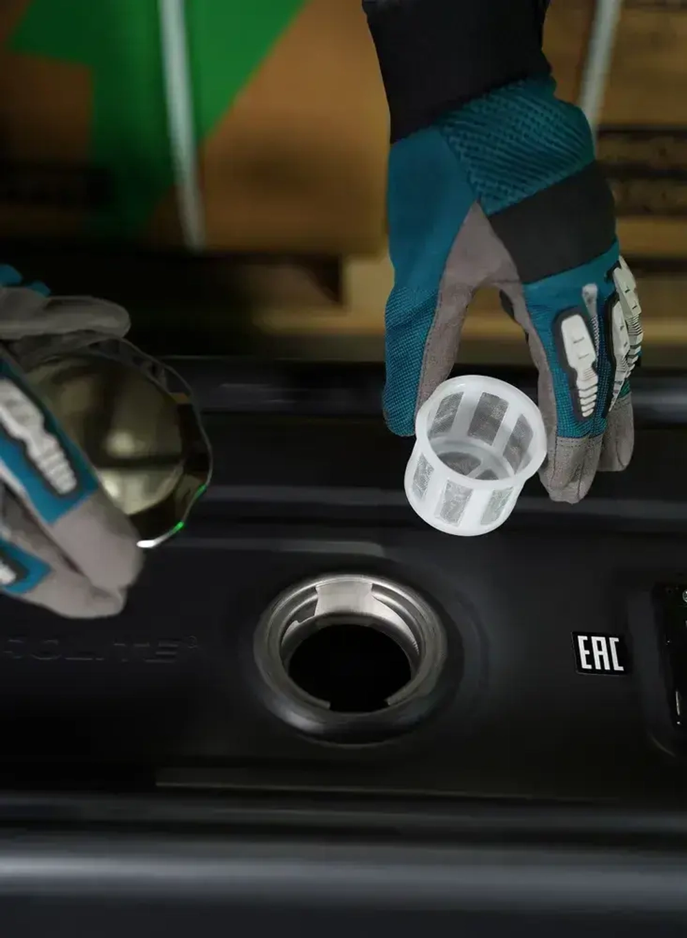 Генератор бензиновый Электрический Electrolite 777 ( 4.875 кВа полная мощность , 220 В, 3 / 3.5 кВт, 7 л.с, РУЧНОЙ СТАРТЕР ) электрогенератор 3квт Electrolite рамочный