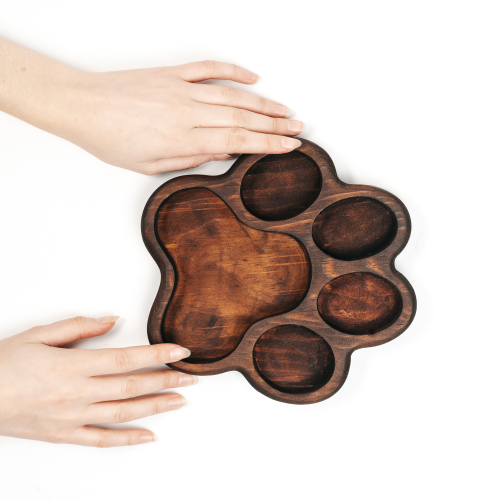 Деревянная менажница из кедра для подачи блюд и закусок "лапка"