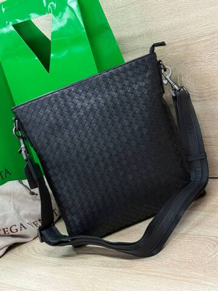 Сумка-мессенджер Bottega Veneta