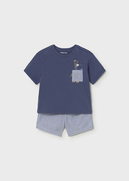 футболка с шортами