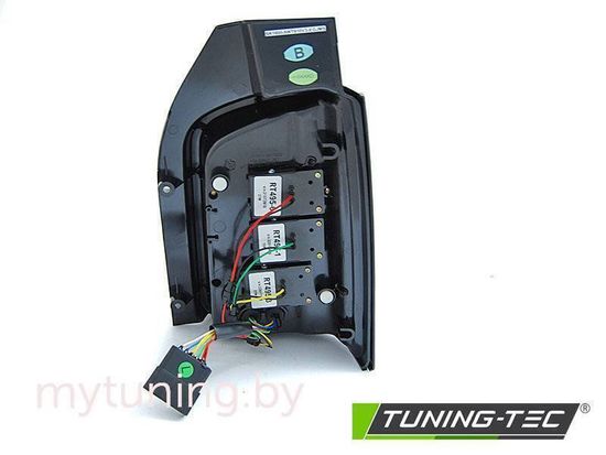 Фонари задние LED BAR RED SMOKE SEQ для VW T5 10-15