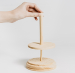 Деревянный спиннер-подставка для пряжи, для клубка из древесины кедра. KL11