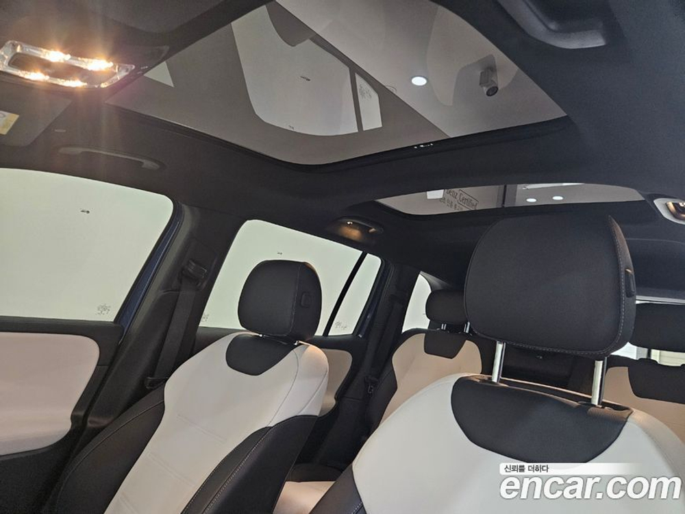 Mercedes-Benz GLB-Class X247 GLB250 4MATIC (12.2022)