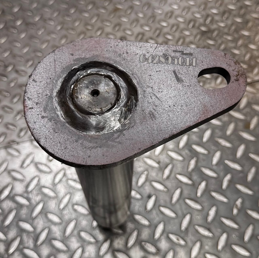 Палец 642895011