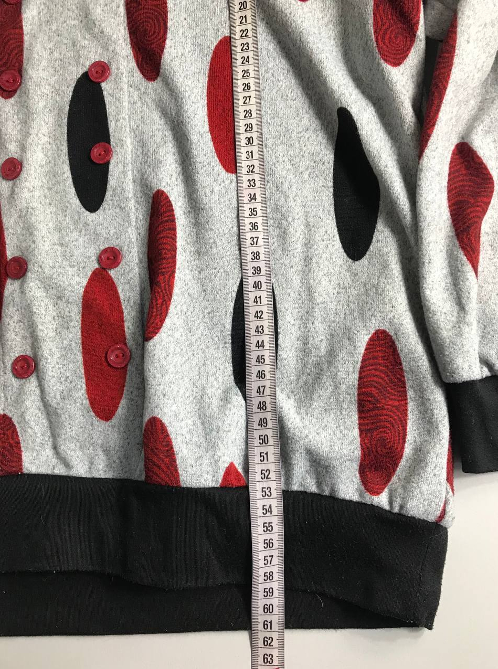 Джемпер стильный и практичный, визуально 54 размер