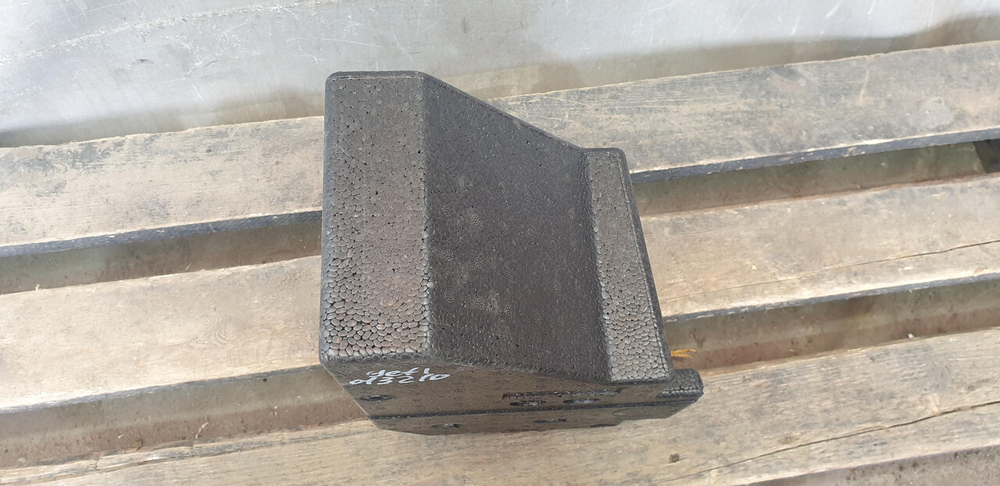 Контейнер в багажник Skoda Yeti 09-14 Б/У Оригинал 5L6858857B