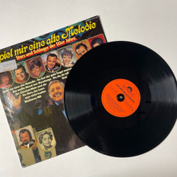 Винтажная виниловая пластинка LP Сборник Эстрады Spiel Mir Eine Alte Melodie (Germany 1977)