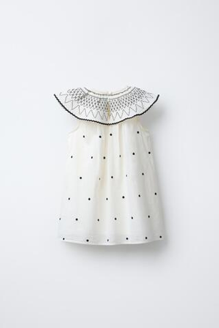 ZARA ПЛАТЬЕ С ВЫШИВКОЙ, ЖЕЛТОВАТО-БЕЛЫЙ