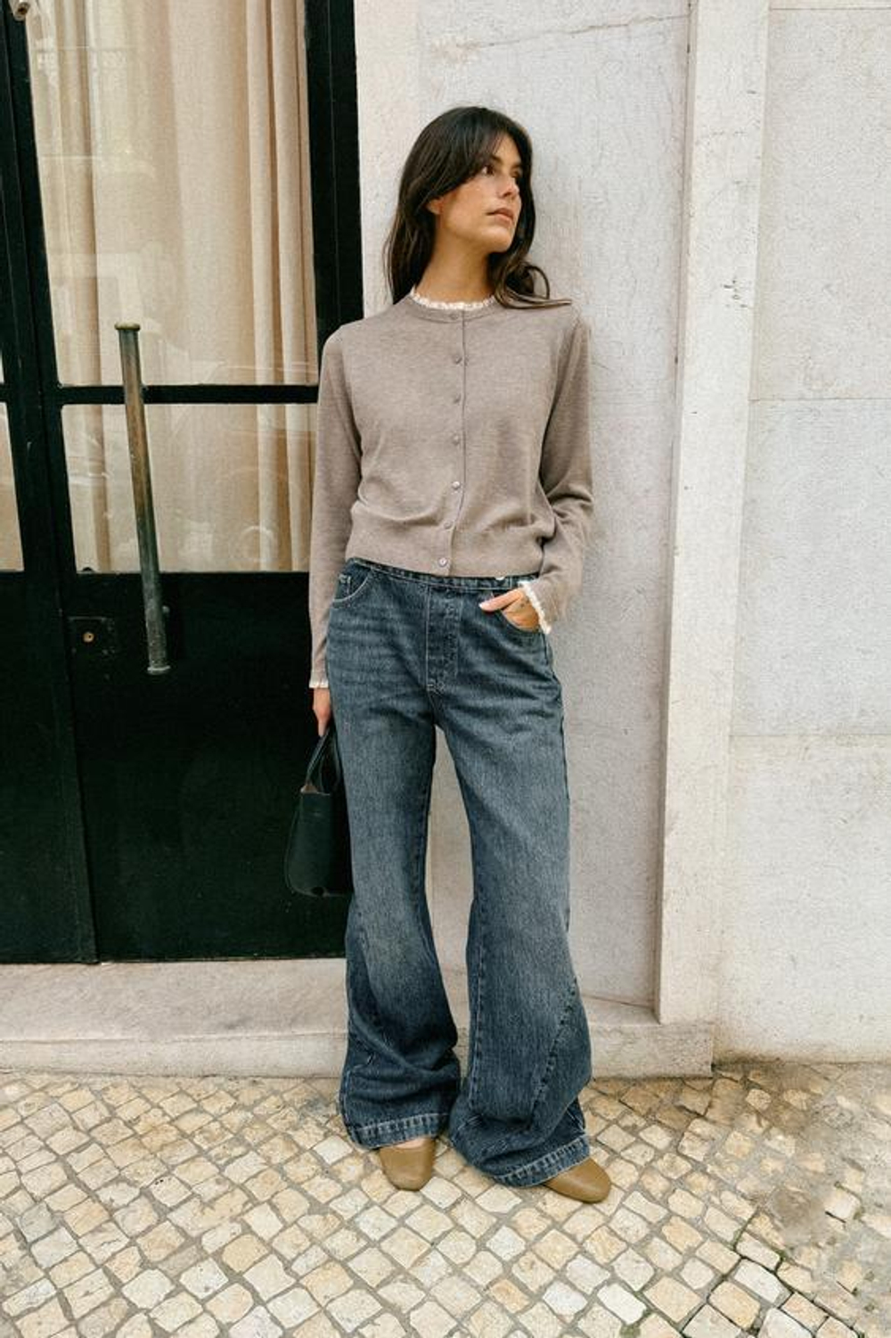 ZARA МИНИ-СУМКА С ДЕКОРАТИВНОЙ СТРОЧКОЙ, ЧЕРНЫЙ