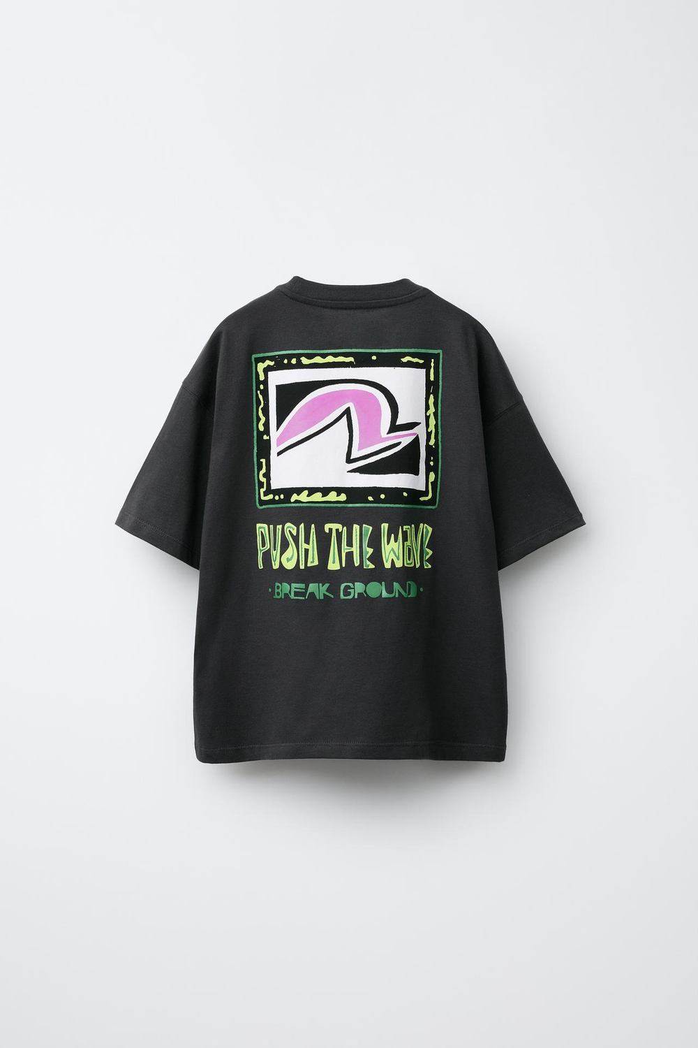 ZARA ФУТБОЛКА С ПРИНТОМ «СЕРФИНГ», ЧЕРНЫЙ