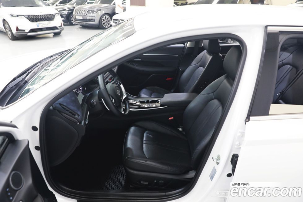 Hyundai Sonata (DN8) 1.6 Turbo (08.2021)