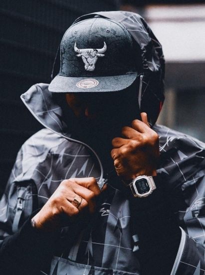 Наручные часы Casio GM-5600U-1D