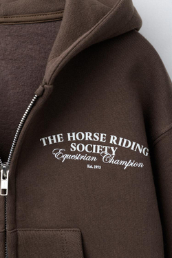 ZARA ТОЛСТОВКА НА МОЛНИИ С ТЕКСТОМ, КОРИЧНЕВЫЙ