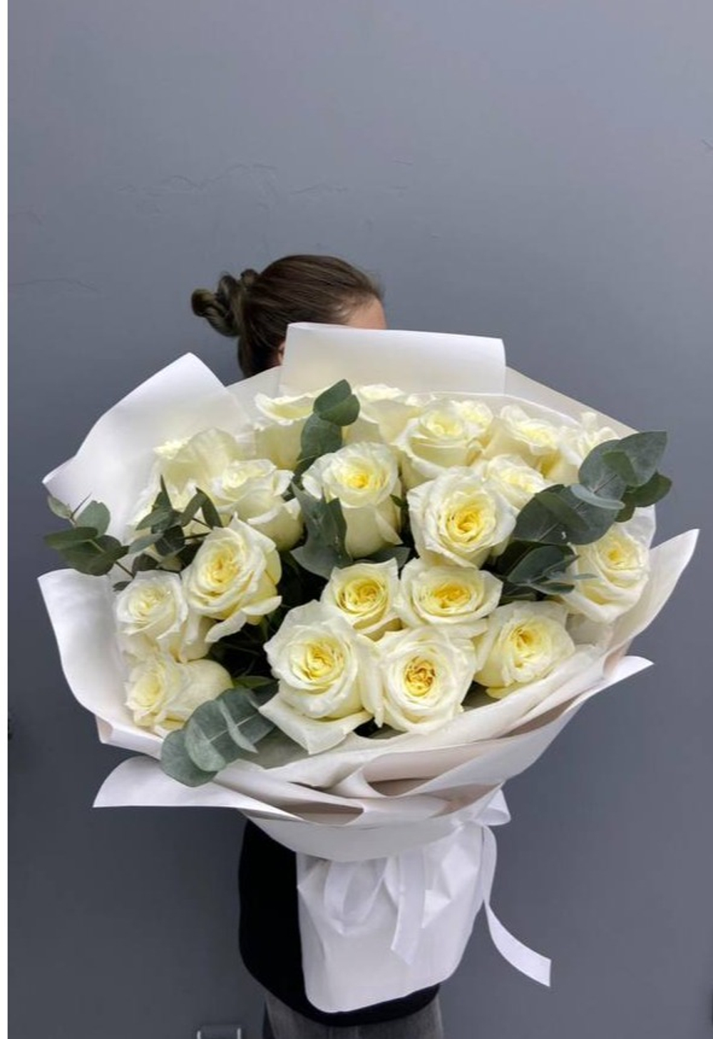 21 пионовидная роза