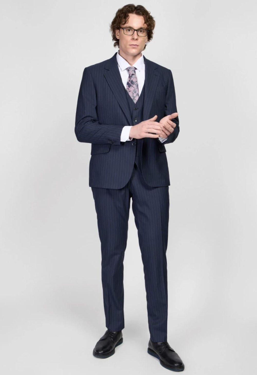 Мужской костюм тройка в полоску (синий) В81