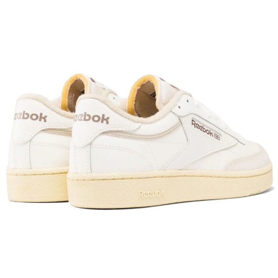 reebok CLUB C 85 Кроссовки для скейтбординга Низкие Топ Экрю Унисекс