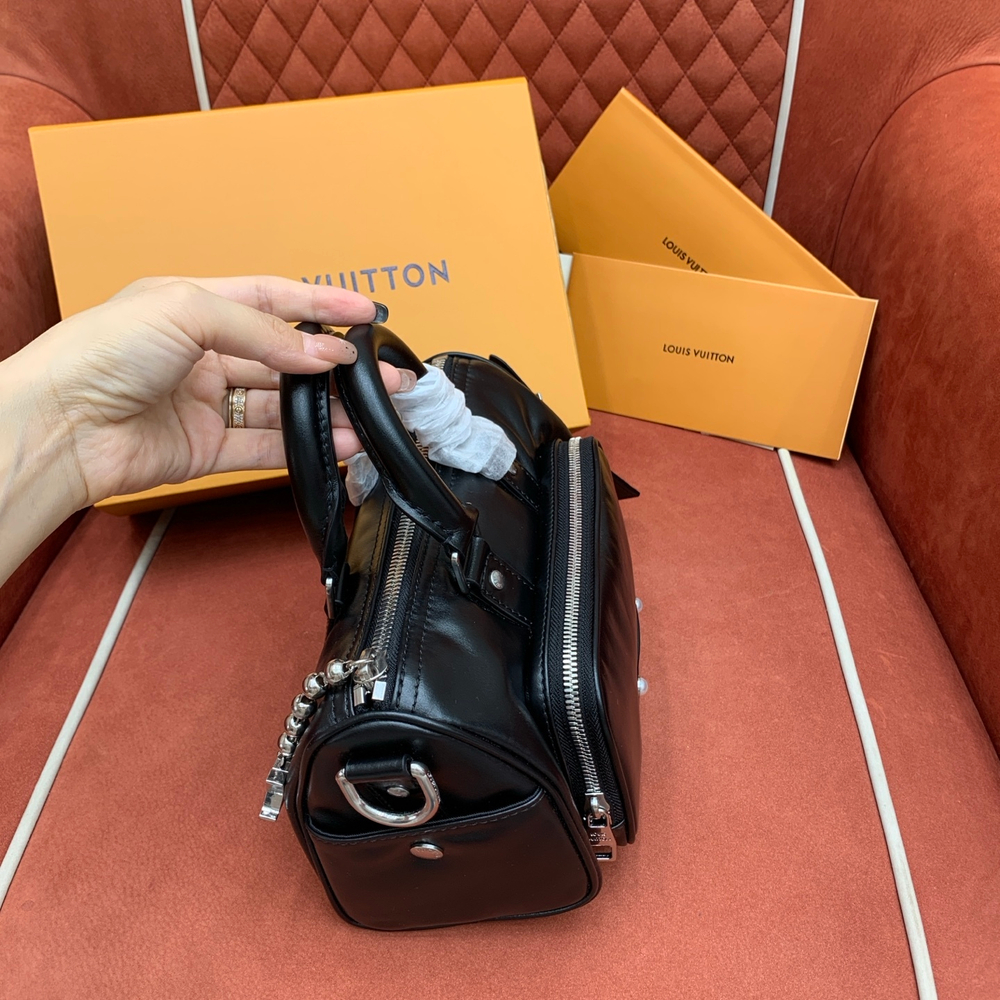 Louis Vuitton Keepall Cargo Bandouliere 25