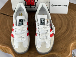 Adidas Gazelle x Hello Kitty