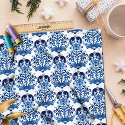 Ткань блэкаут отзеркаленные элементы гжели на белом фоне