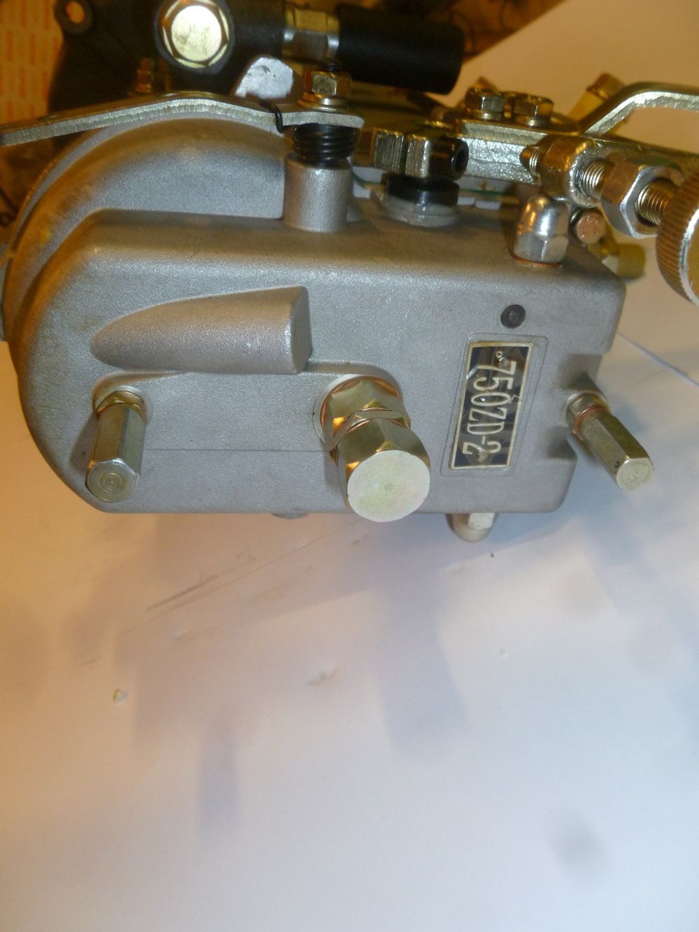 Насос топливный высокого давления Ricardo R6105AZLDS1; TDK 110 6LT/Fuel Injection Pump