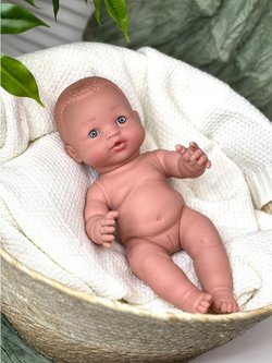 Кукла Manolo Dolls виниловый Mia 33см.(11016)