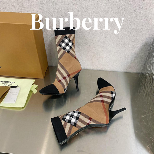 Сапоги Burberry