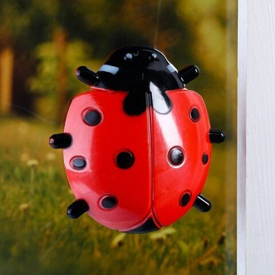 Пластиковый оконный термометр Божья коровка (Цвет: не задано)