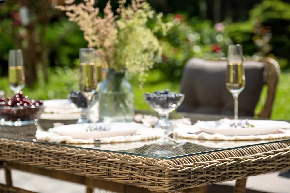 "Цесена" обеденная группа плетеная из искусственного ротанга, цвет соломенный