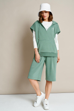 22585 Жилет женский (осока)