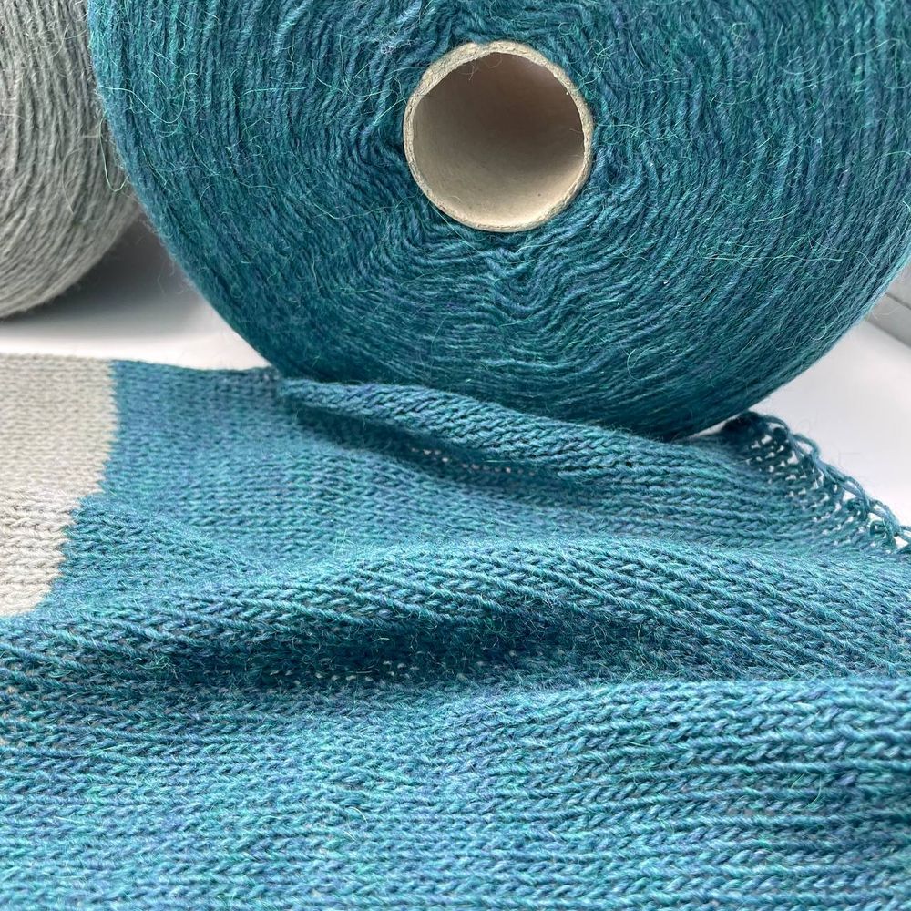 FILATI RICCIO 15% альпака 10% меринос 10% вискоза 65% полиамид