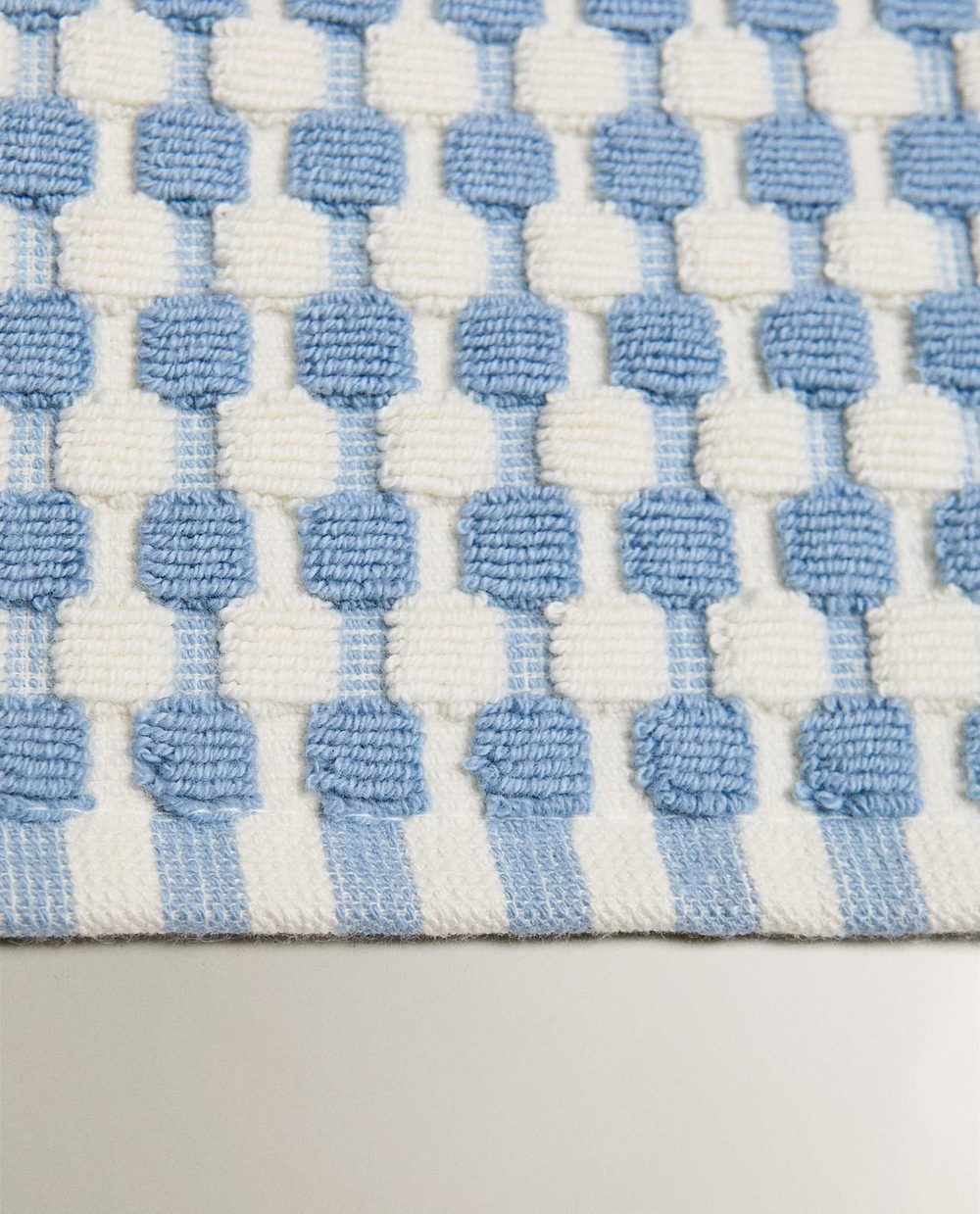 Zara Home - Текстурированный тканевый коврик для ванной комнаты, синий, 50x80 см