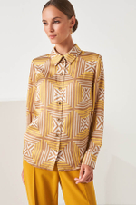 22818 Блузка женская (бежевый принт)