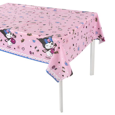 Скатерть одноразовая Kuromi 120*180 см. Куроми