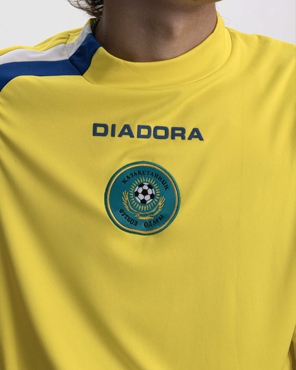 Ретро / Казахстан (07-08) / Желтая