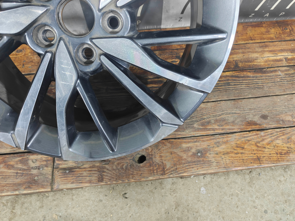 Диск колесный литой R18 Geely Coolray 19-нв Б/У Оригинал 6600115314
