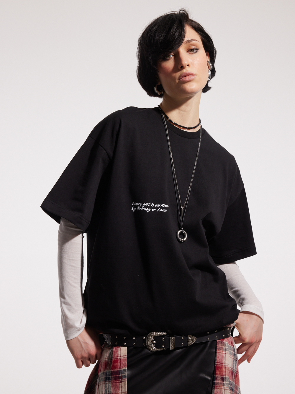 Футболка Written by, черная