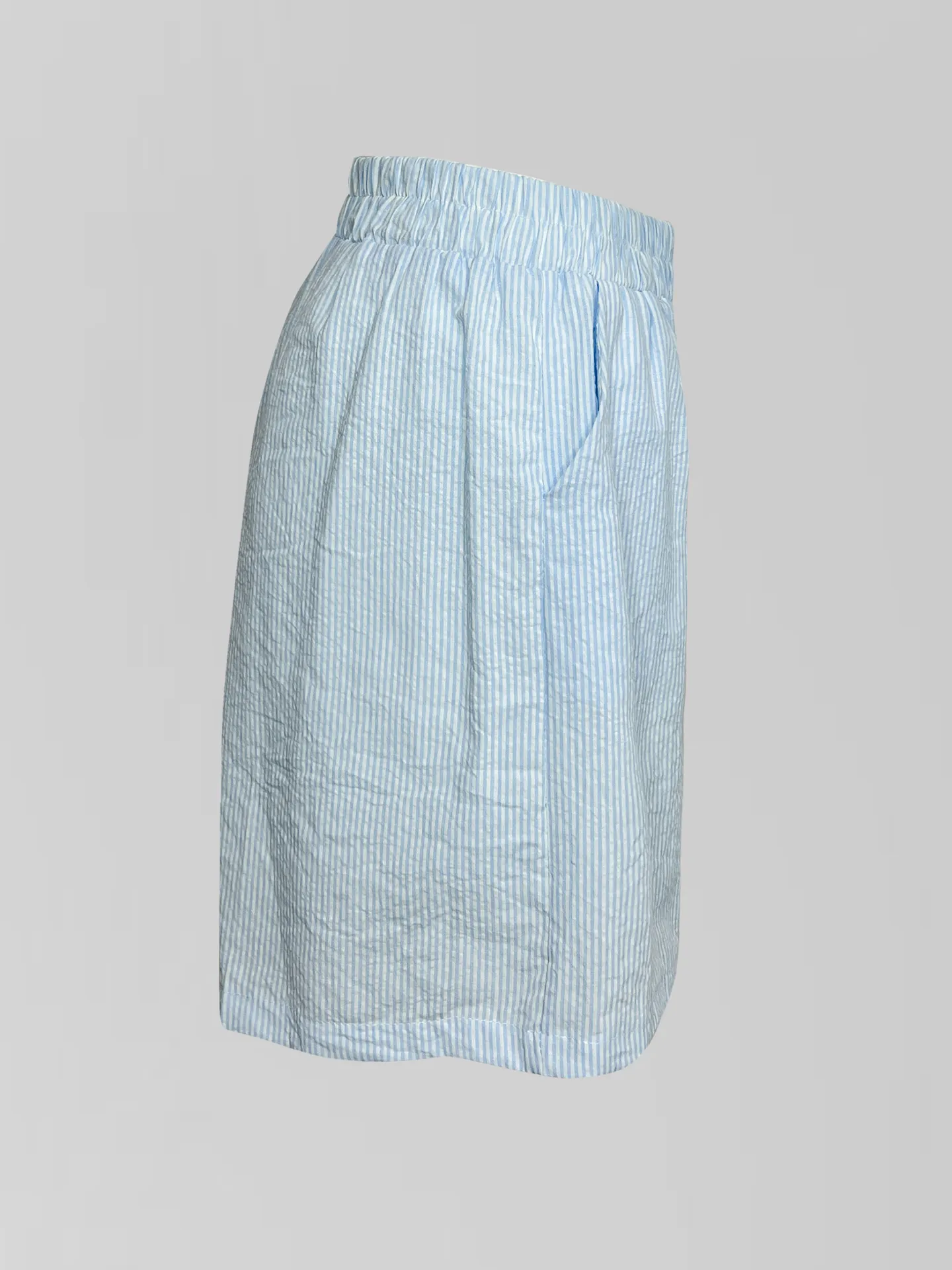 Костюм Fashion 620030 в полоску из рубашки с длинным рукавом и шорт на резинке