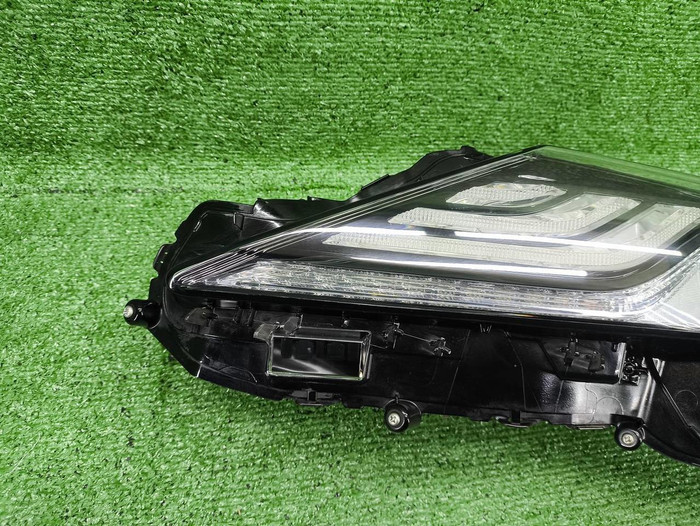 Фара левая Toyota Camry xv70 (2020-н.в.) LED Black