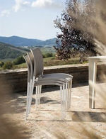 Стул DESALTO Sand Air B62 matt white/SEAT AND BACK S03 white 470х540х820h