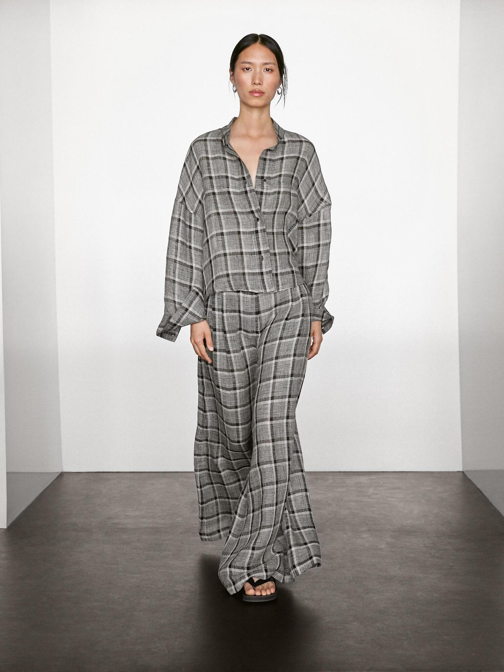 Massimo Dutti Брюки-палаццо 100% льняные в клетку, бежевый