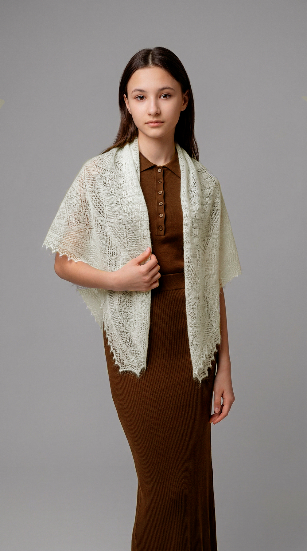 Оренбургский пуховый платок-паутинка А110-01 белый отбеленный