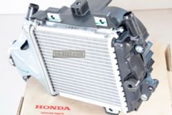 19100-KZY-701 (19100-KZY-951). RADIATOR ASSY.. Radiator Honda PCX, SH